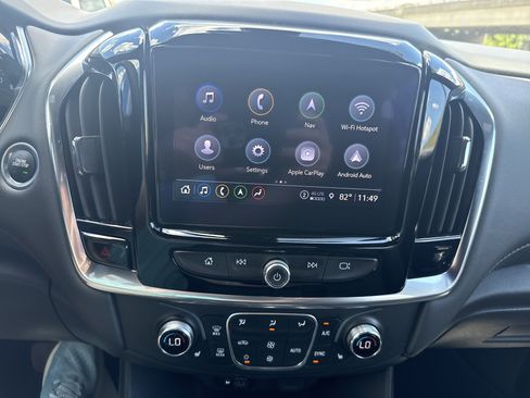 Used 2023 Chevrolet Traverse RS AWD/4WD image 25