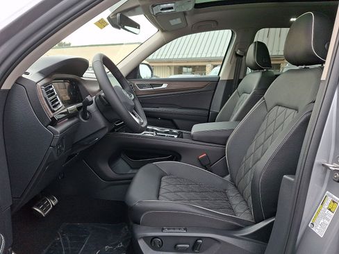 New 2026 Volkswagen Atlas SEL Premium R-Line AWD/4WD image 9