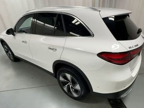 Used 2024 Mercedes-Benz GLC 300 4MATIC image 6
