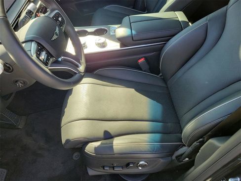 Used 2025 Genesis GV80 2.5T Prestige image 27
