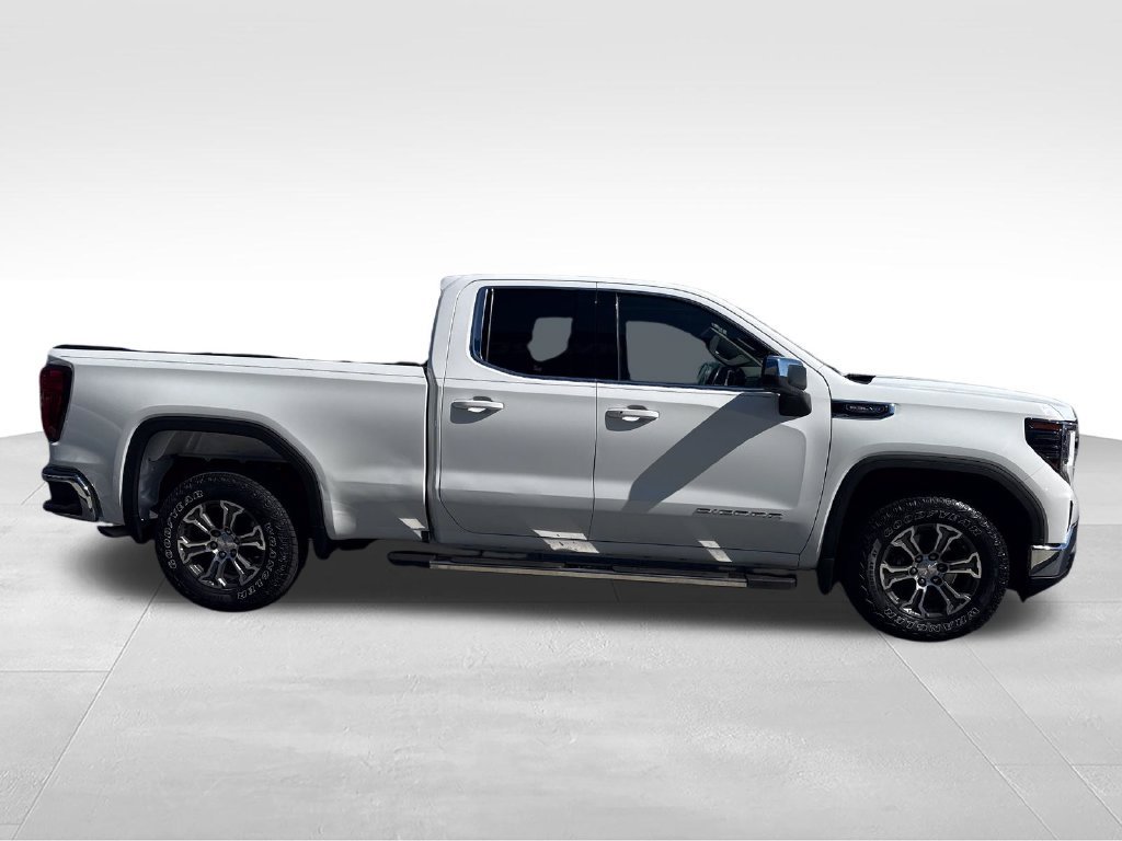 Used 2023 GMC Sierra 1500 SLE RWD image 15