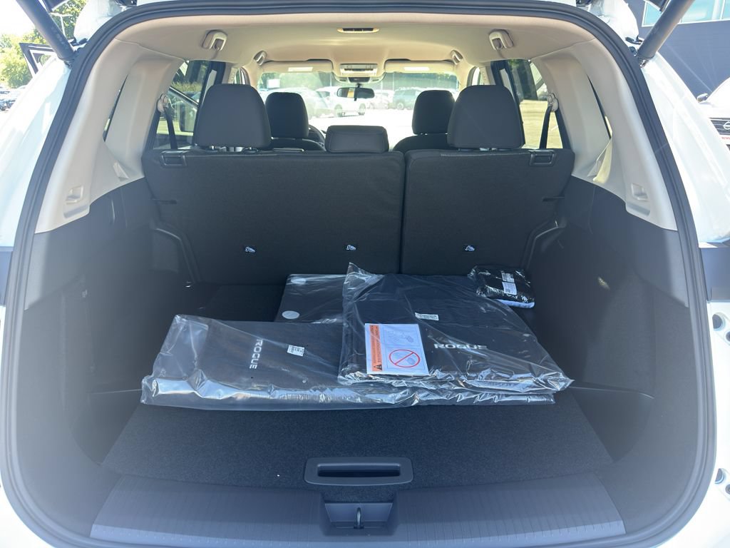New 2026 Nissan Rogue SV AWD/4WD image 35