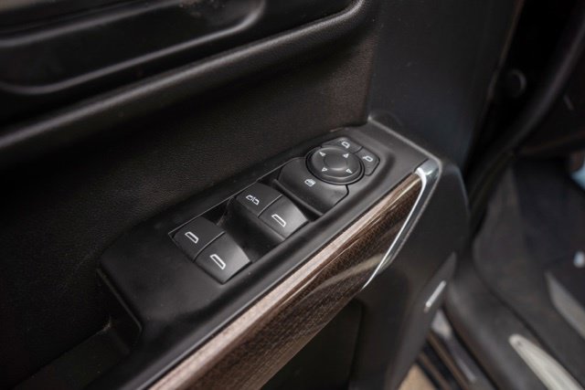 Used 2019 Chevrolet Silverado 1500 LT Trail Boss AWD/4WD image 16