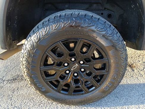 Used 2024 Chevrolet Colorado Trail Boss image 56