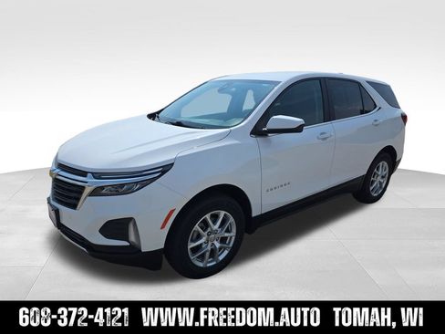 Used 2024 Chevrolet Equinox LT AWD/4WD image 2