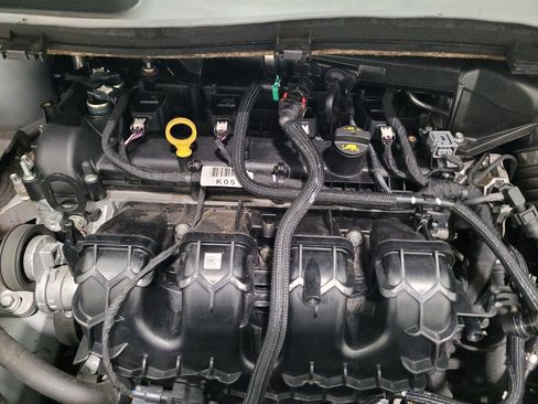 Used 2019 Ford Escape SE FWD image 30