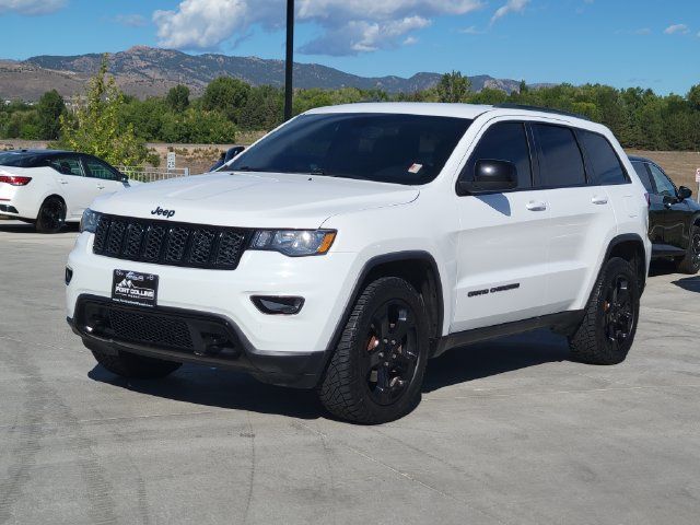 Used 2018 Jeep Grand Cherokee Laredo AWD/4WD image 1