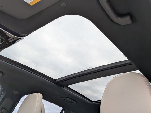 New 2026 Mercedes-Benz GLC 300 image 28