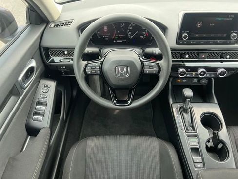 Used 2023 Honda Civic LX image 11