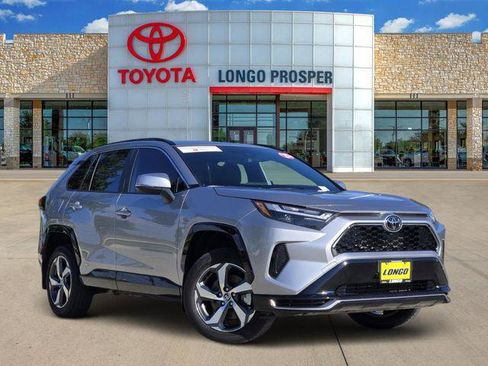 Certified 2025 Toyota RAV4 SE w/ Weather & Moonroof Package AWD/4WD image 1