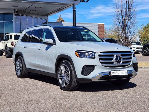 Certified 2026 Mercedes-Benz GLS 450 4MATIC image 3