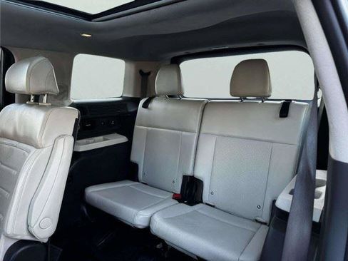 Used 2024 Hyundai Santa Fe Calligraphy FWD image 41