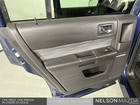 Used 2017 Ford Flex SEL w/ Equipment Group 202A FWD image 18