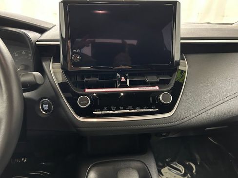 Used 2024 Toyota Corolla SE FWD image 19