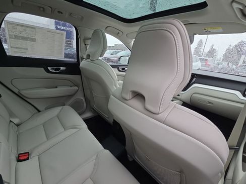 New 2026 Volvo XC60 T8 Ultra w/ Protection Package Premier AWD/4WD image 8