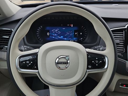 Certified 2023 Volvo XC90 B6 Plus image 20