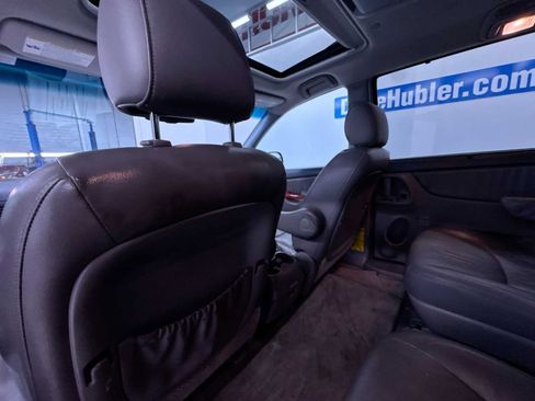 Used 2008 Toyota Sienna XLE Limited image 37