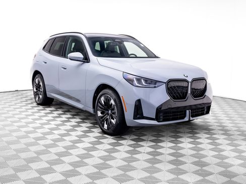 New 2026 BMW X3 xDrive30 w/ M Sport Package AWD/4WD image 9