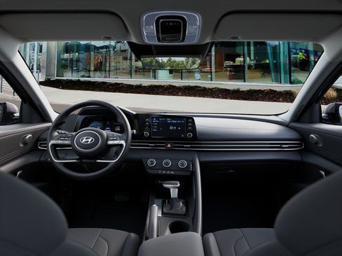 New 2026 Hyundai Elantra SE FWD image 11