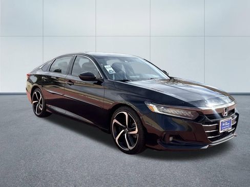 Used 2022 Honda Accord Sport image 1
