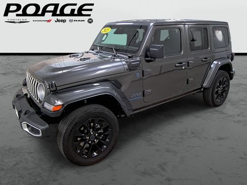 Used 2025 Jeep Wrangler Unlimited Sahara w/ Safety Group AWD/4WD image 1