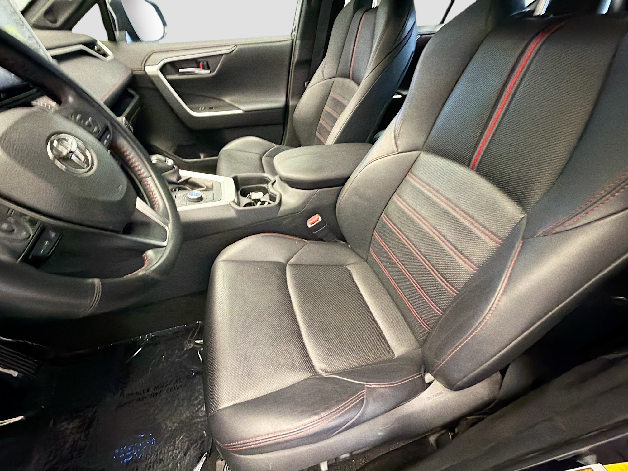 Used 2021 Toyota RAV4 XSE w/ Premium Package AWD/4WD image 11