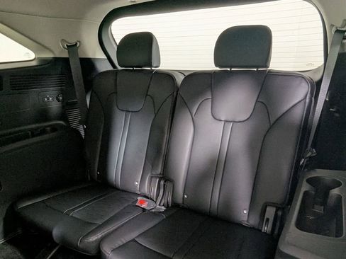 Used 2025 Kia Sorento EX image 23