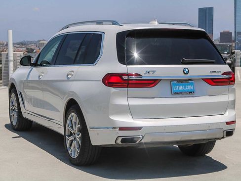 Used 2019 BMW X7 xDrive40i w/ Parking Assistance Package image 8