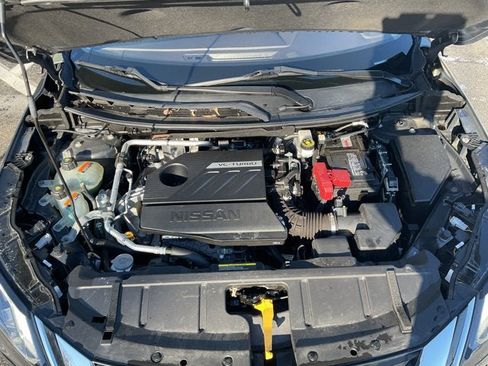 Used 2023 Nissan Rogue SV w/ SV Premium Package image 45