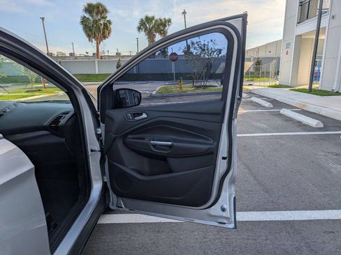 Used 2016 Ford Escape SE w/ Equipment Group 201A image 24