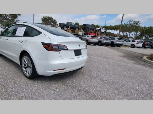Used 2023 Tesla Model 3 Standard Range image 43