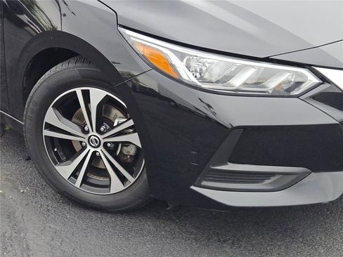 Used 2023 Nissan Sentra SV image 3