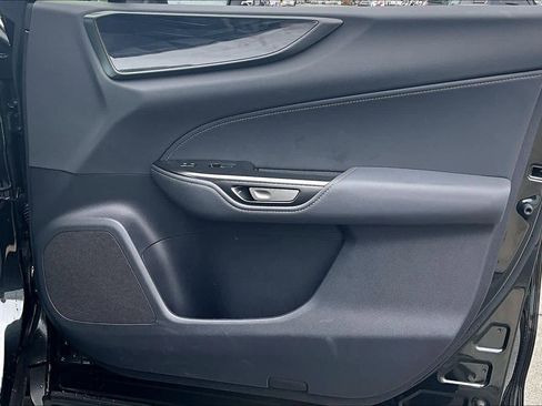 Used 2025 Lexus NX 350h AWD w/ Premium Package image 22