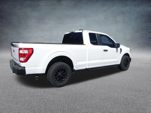 Used 2022 Ford F150 XL w/ Equipment Group 101A High RWD image 3