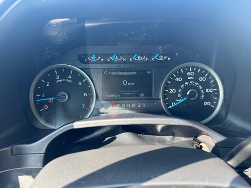 Used 2015 Ford F150 XLT w/ Equipment Group 301A Mid AWD/4WD image 20