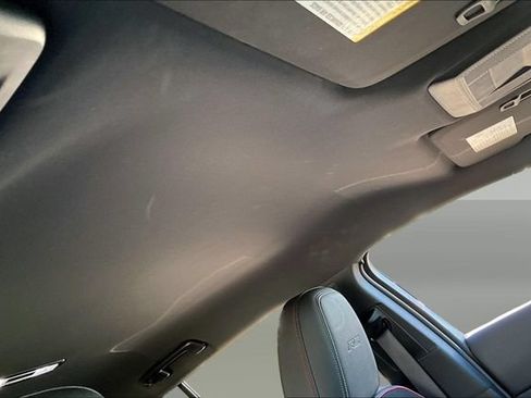 Certified 2024 Chevrolet Equinox EV RS FWD image 21
