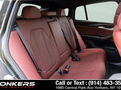 Used 2022 BMW X4 M40i w/ Premium Package image 29
