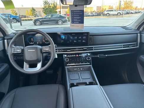 Used 2025 Hyundai Santa Fe SEL image 12