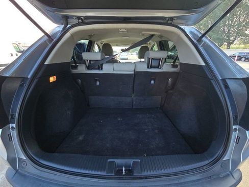 Used 2019 Honda HR-V LX image 10