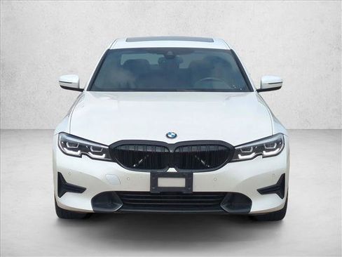 Used 2022 BMW 330i Sedan w/ Driving Assistance Package image 2