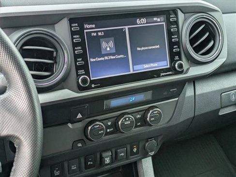 Used 2021 Toyota Tacoma TRD Sport w/ Technology Package RWD image 13