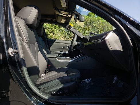 Used 2025 BMW M340i xDrive w/ Premium Package image 24