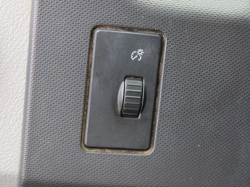 Used 2015 Ford E-350 and Econoline 350 Super Duty image 29