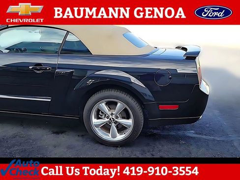 Used 2007 Ford Mustang GT Premium image 2