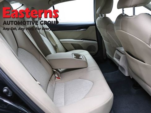 Used 2019 Toyota Camry LE FWD image 23