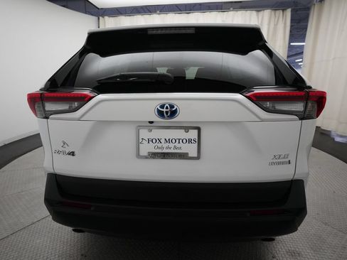 Used 2024 Toyota RAV4 XLE AWD/4WD image 25