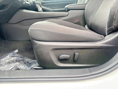 Used 2026 Nissan Altima 2.5 SV FWD image 22