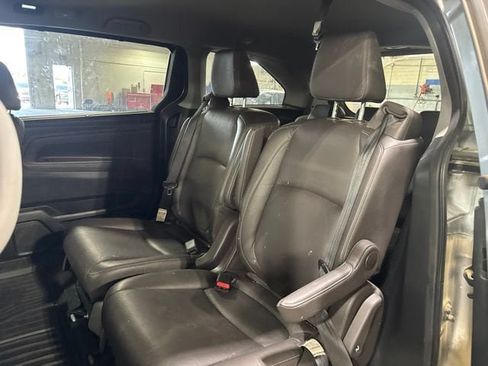 Used 2021 Honda Odyssey EX-L image 11