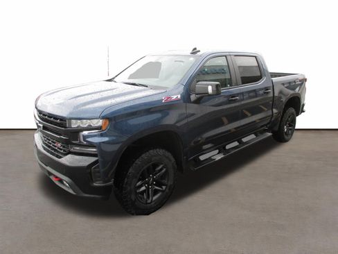 Used 2021 Chevrolet Silverado 1500 LT Trail Boss w/ Convenience Package II image 7