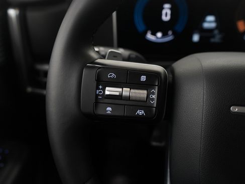 Used 2025 Hyundai Santa Fe SE image 25